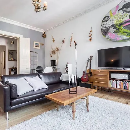 Apartment & Charmy In Old Building *